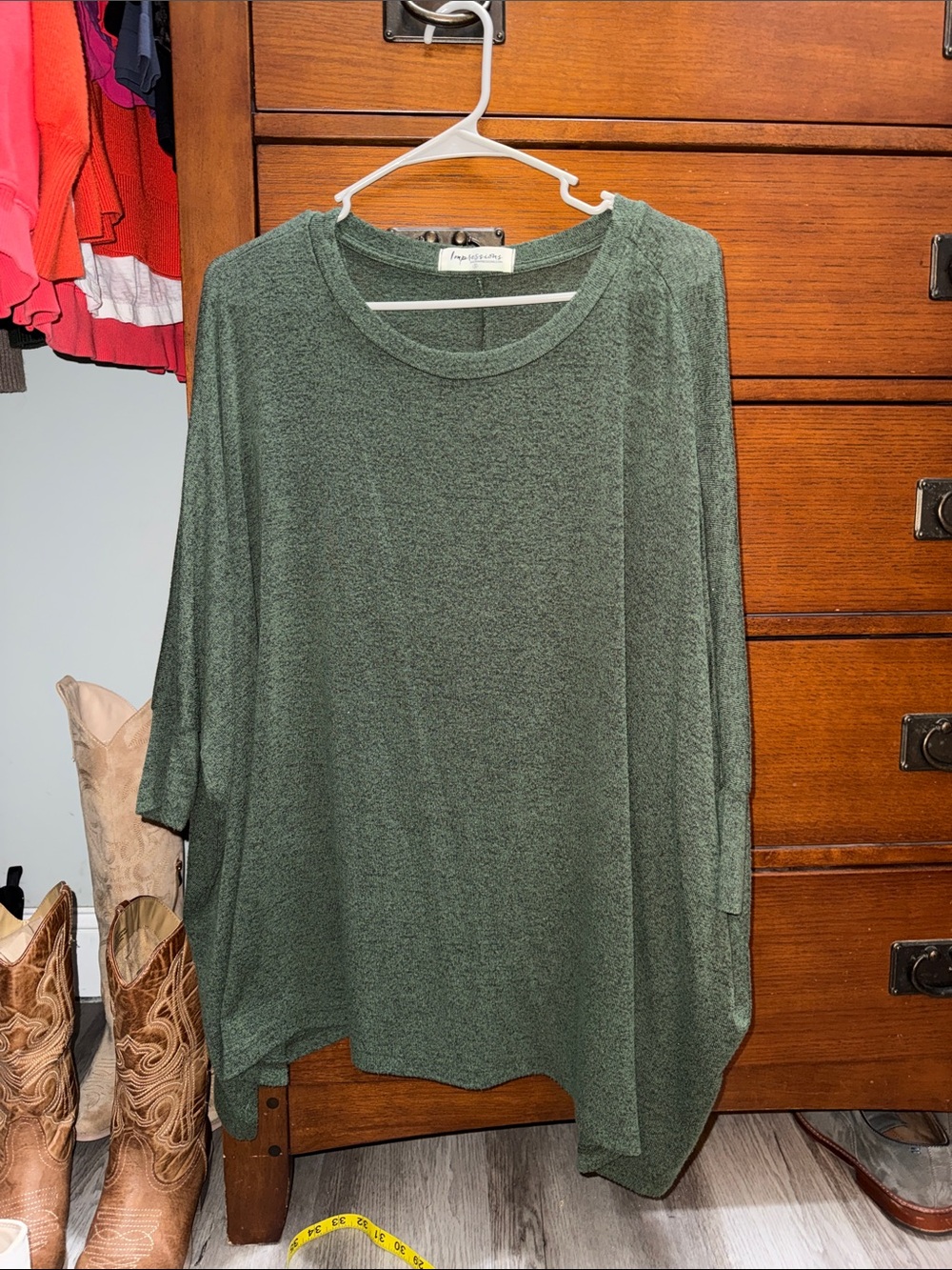 Impressions Olive Green Long Sleeve Tunic Size Small Like New